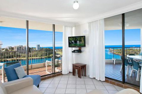 Seascape Unit 1402 Great Location & Amazing Water Views - St Kilda Accommodation 3