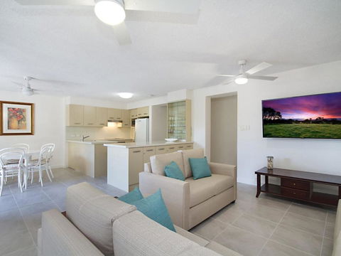 Woobera Unit 14 On The Hill Overlooking Tweed Heads & Coolangatta - St Kilda Accommodation 2