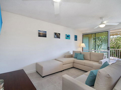 Woobera Unit 14 On The Hill Overlooking Tweed Heads & Coolangatta - St Kilda Accommodation 6