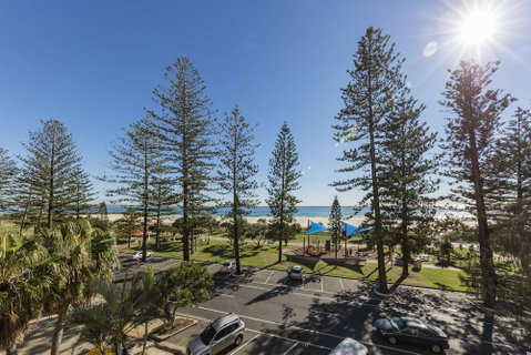 Oaks Gold Coast Calypso Plaza Suites - St Kilda Accommodation 1