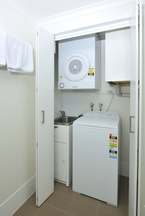 Apartments G60 Gladstone - St Kilda Accommodation 2