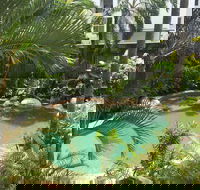 Villa Vaucluse Apartments of Cairns - St Kilda Accommodation