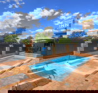 Cousins Motor Inn - St Kilda Accommodation