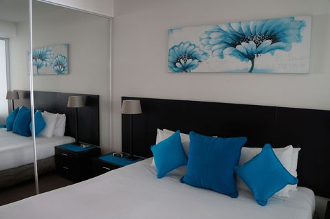 Cairns Private Apartments - St Kilda Accommodation 5
