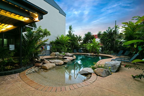 Cascade Gardens - St Kilda Accommodation 2