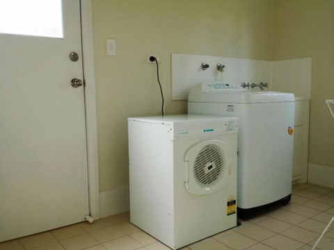 THE PALM FARM PET FRIENDLY WEEKLY ONLY - St Kilda Accommodation 7