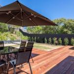 Caxton Beach House Hot Tub Spa - St Kilda Accommodation 0