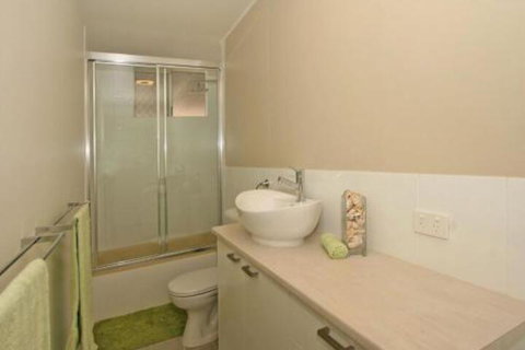 Yamba Daze Sunrise Pet Friendly - St Kilda Accommodation 5