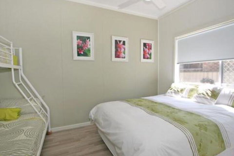 Yamba Daze Sunrise Pet Friendly - St Kilda Accommodation 7