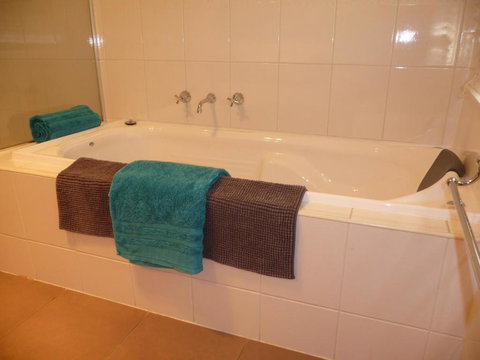 Shepp Central Apartment - St Kilda Accommodation 5