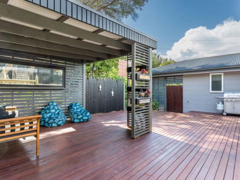 Sand Surf Beach Beautiful Rye Holiday Home - St Kilda Accommodation 5