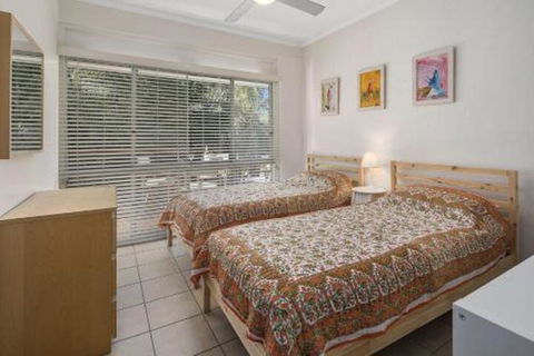 Los Nidos Unit 1 - St Kilda Accommodation 2