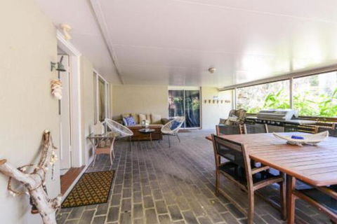 Palm Beachhouse - St Kilda Accommodation 5