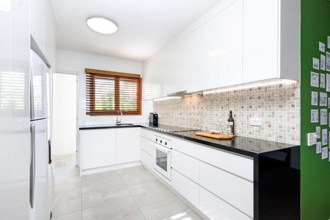 3 / 273 Weyba Road - St Kilda Accommodation 7
