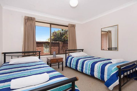 Alexander Palms - St Kilda Accommodation 5