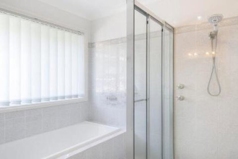 Serendipity Large Family Home - St Kilda Accommodation 3