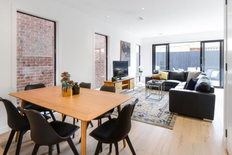 BOUTIQUE STAYS Murrumbeena Place 1 - St Kilda Accommodation 5