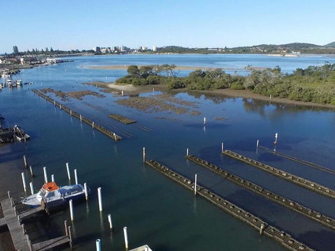 Fairholme 8 Perfect Lakefront Position - St Kilda Accommodation 4