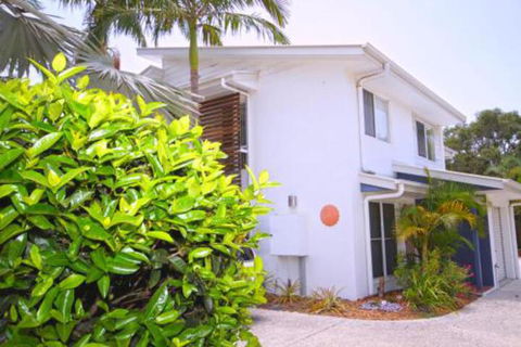 FANTASTIC HOLIDAY UNIT In A PERFECT LOCATION - St Kilda Accommodation 0