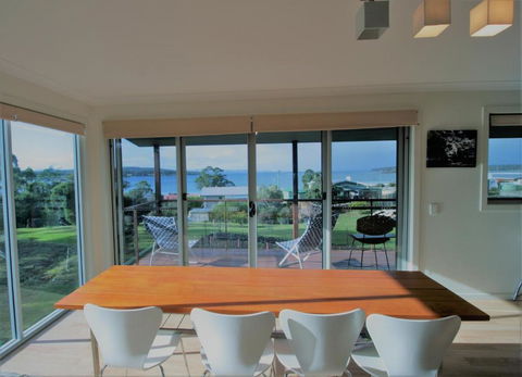 Seaview At Southport - St Kilda Accommodation 3