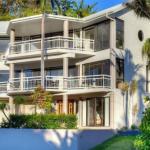 BEACHSIDE MANOR Walk To The Beach - St Kilda Accommodation 0