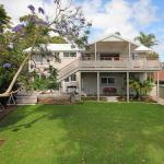 HILLTOP HAVEN In MOLLYMOOK - St Kilda Accommodation 0
