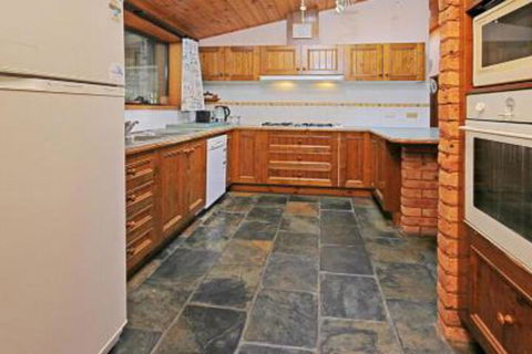 The Court 4 Lazy Dayz - St Kilda Accommodation 4