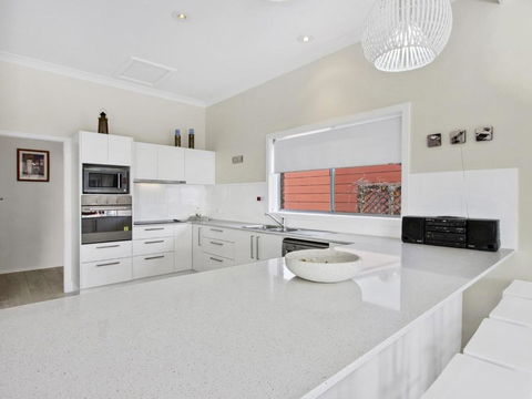 Fairwater In Mollymook - St Kilda Accommodation 5