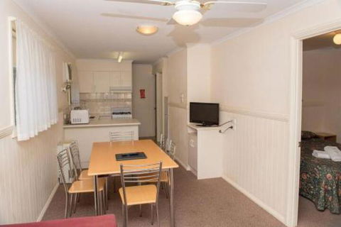 Kalganyi Holiday Park - St Kilda Accommodation 5