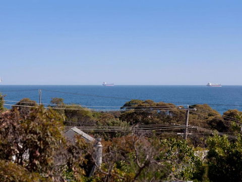 DROMANA BAY VIEWS DROMANA - St Kilda Accommodation 2