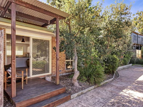 Mollymook Coastal Villa - St Kilda Accommodation 1