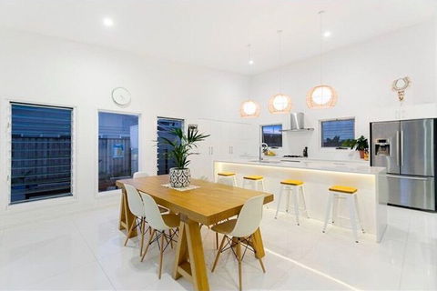 THE BEACH OASIS At 360 - St Kilda Accommodation 2