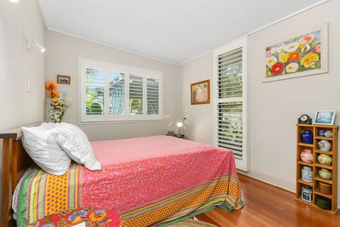 BEACH RETREAT - St Kilda Accommodation 6