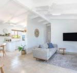 Birdsea House - St Kilda Accommodation