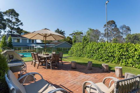 ALLAMBEA MOUNT ELIZA - St Kilda Accommodation 5