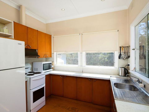Seashells At North Avoca 10 View Street - St Kilda Accommodation 1