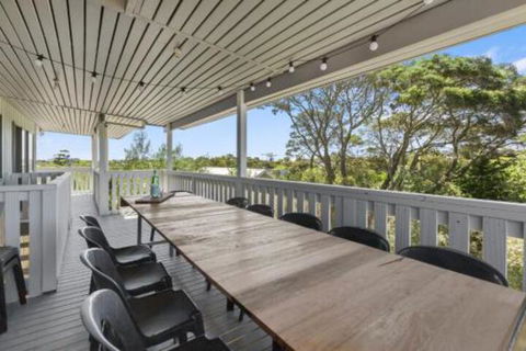 TREE TOPS VIEWS BLAIRGOWRIE - St Kilda Accommodation 0