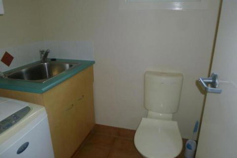 Edges 37 Beach Villa - St Kilda Accommodation 3