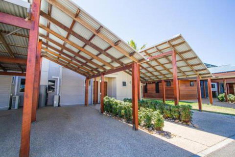 Edges 37 Beach Villa - St Kilda Accommodation 5