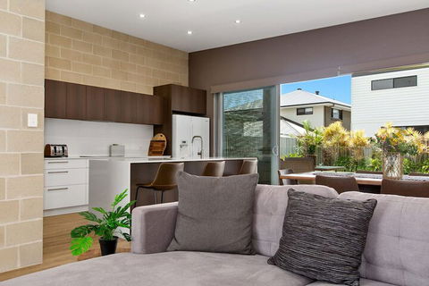 BEACHSIDE HAVEN - St Kilda Accommodation 7