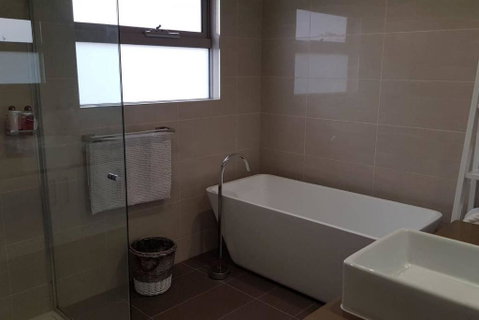 CHELSEA Family Home Close To Beach & Shops - St Kilda Accommodation 1