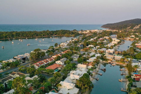 Walk To Hastings Street Noosa Sound - St Kilda Accommodation 4