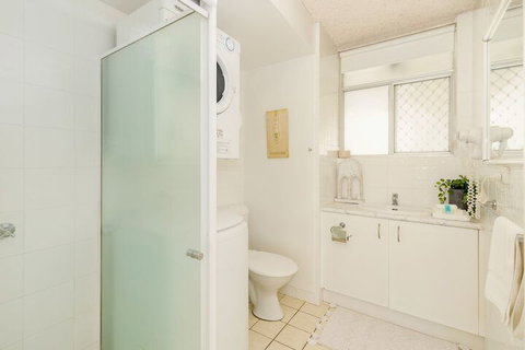 Suntower - St Kilda Accommodation 4