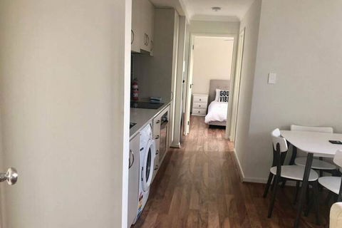 Apartment Stay Close To Surfers Paradise - St Kilda Accommodation 7