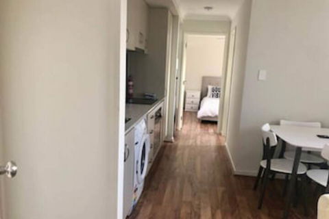 Apartment Stay Close To Surfers Paradise - St Kilda Accommodation 0