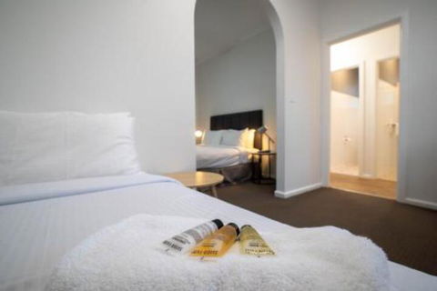 The Platypus Accommodation & Cafe - St Kilda Accommodation 4