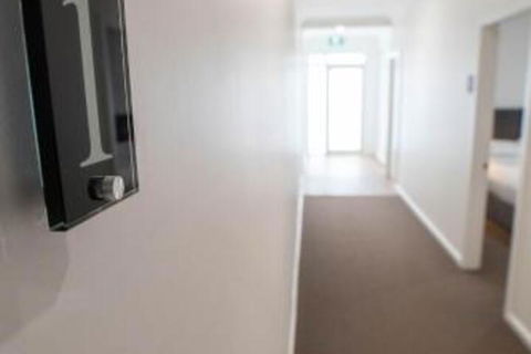The Platypus Accommodation & Cafe - St Kilda Accommodation 5