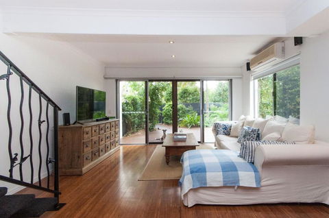 Barbados Noosa - St Kilda Accommodation 6