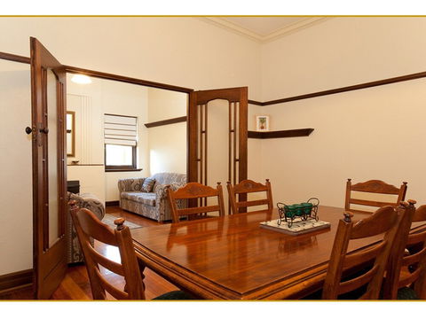 Fairholme Apartment - St Kilda Accommodation 0