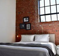 Stylish Warehouse Conversion in Heart of Fitzroy - St Kilda Accommodation